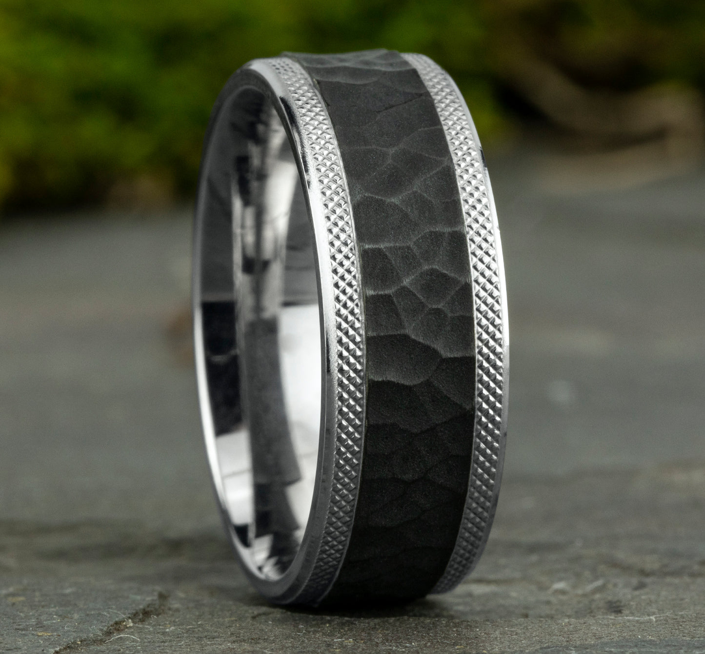 Griffin 14k White Gold Black Diamond Ring