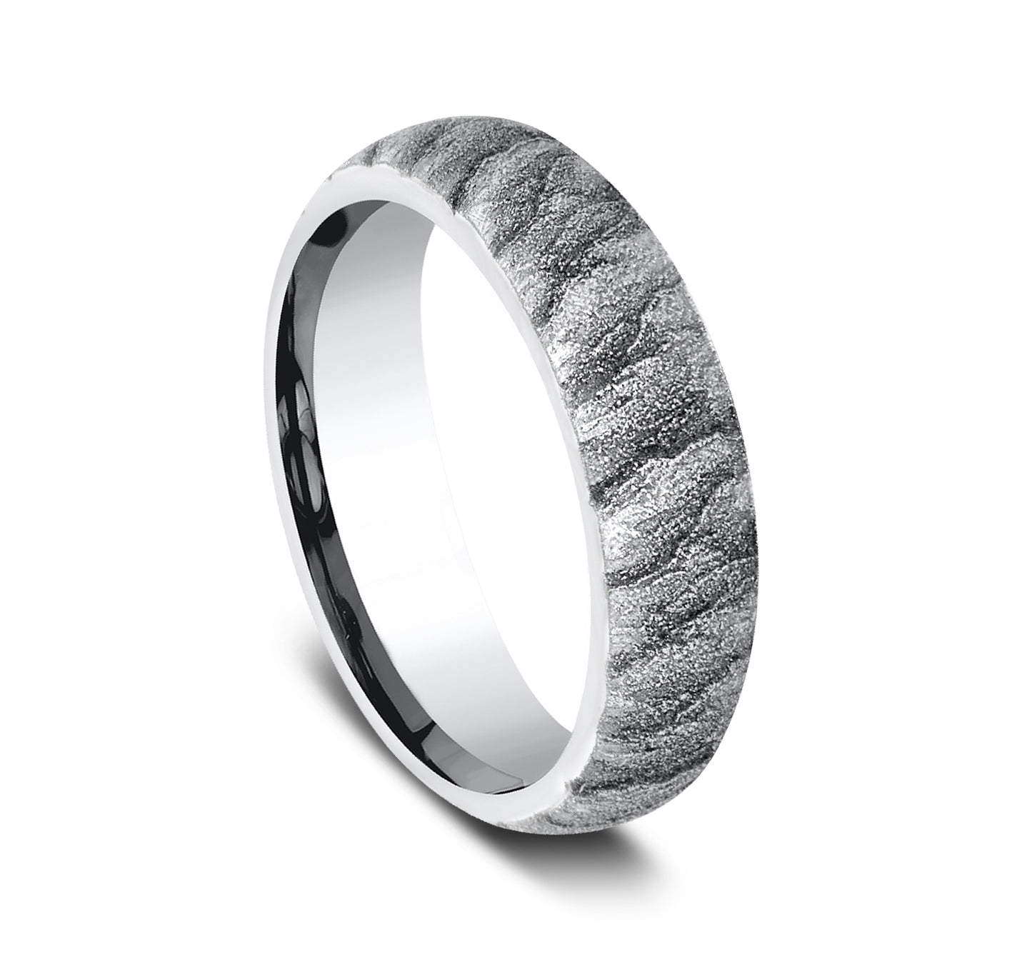 Cascade necklace with silver pendant