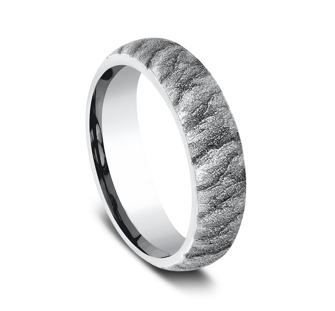 Cascade necklace with silver pendant