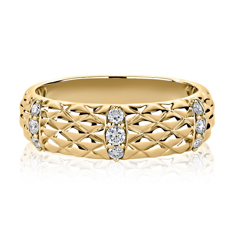14 Karat Yellow Gold Quilted Diamond Fashion Ring